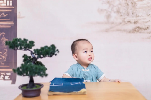 汝州宝宝喊肚子疼怎么回事